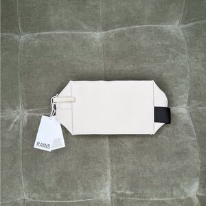 PRICE FIRM Rains Wash Bag Small Toiletry Bag Waterproof Dune NEW w/Tags MSRP $34